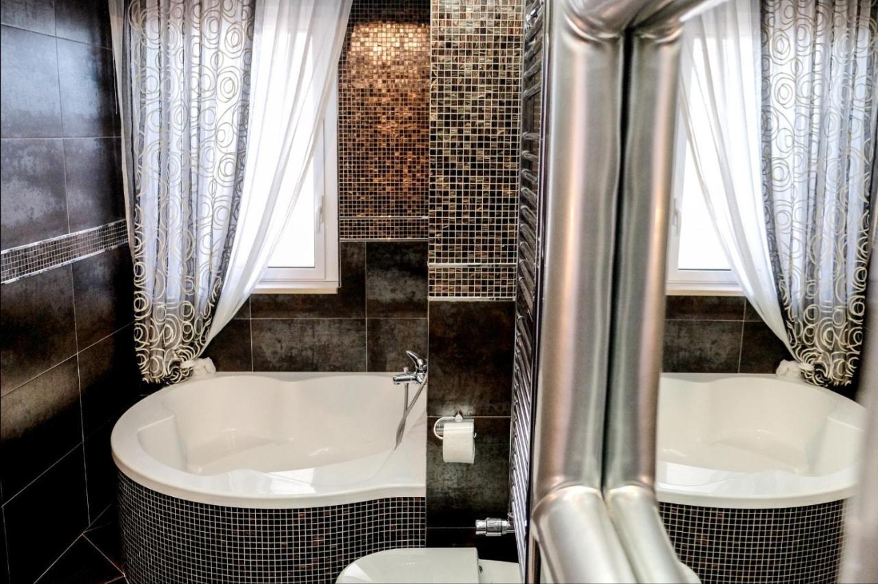 Airport Bari Deluxe Bed & Breakfast エクステリア 写真