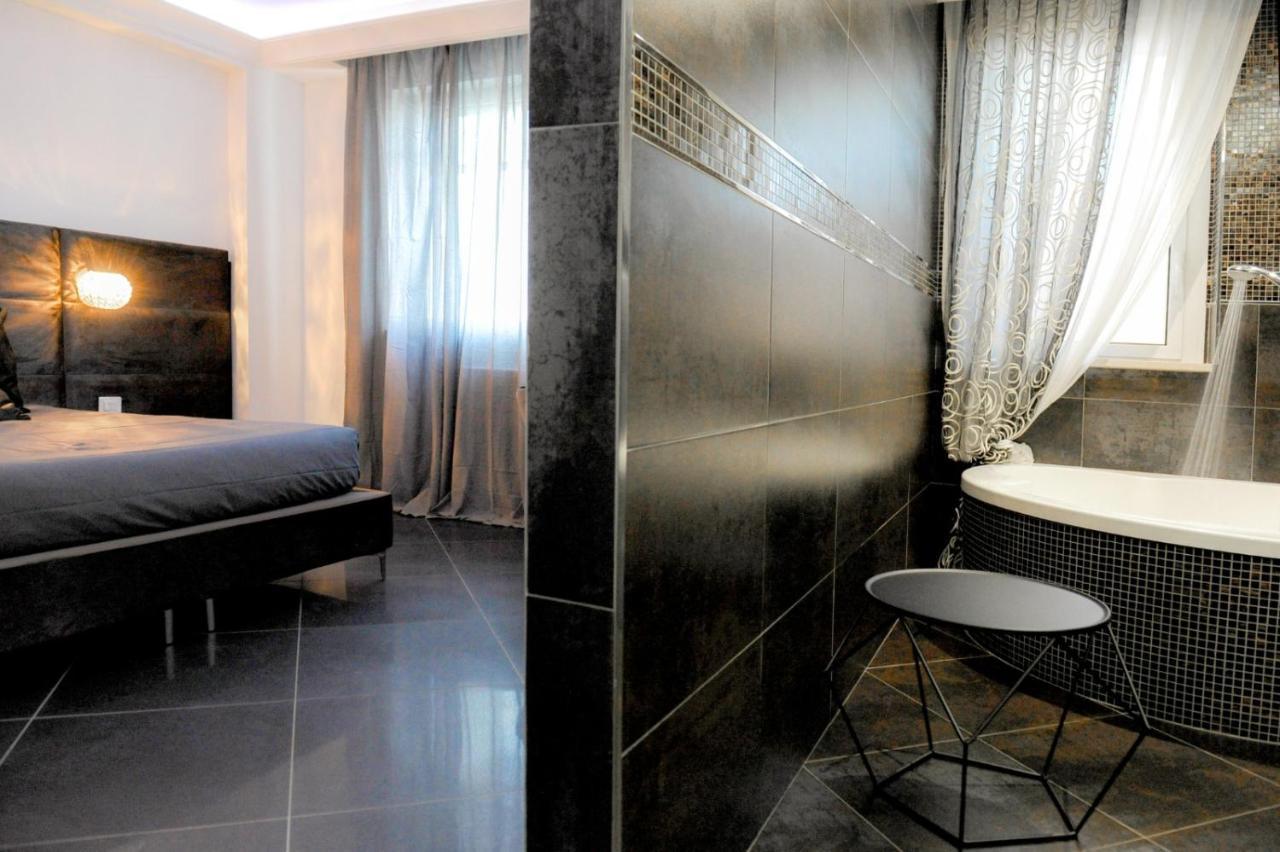 Airport Bari Deluxe Bed & Breakfast エクステリア 写真