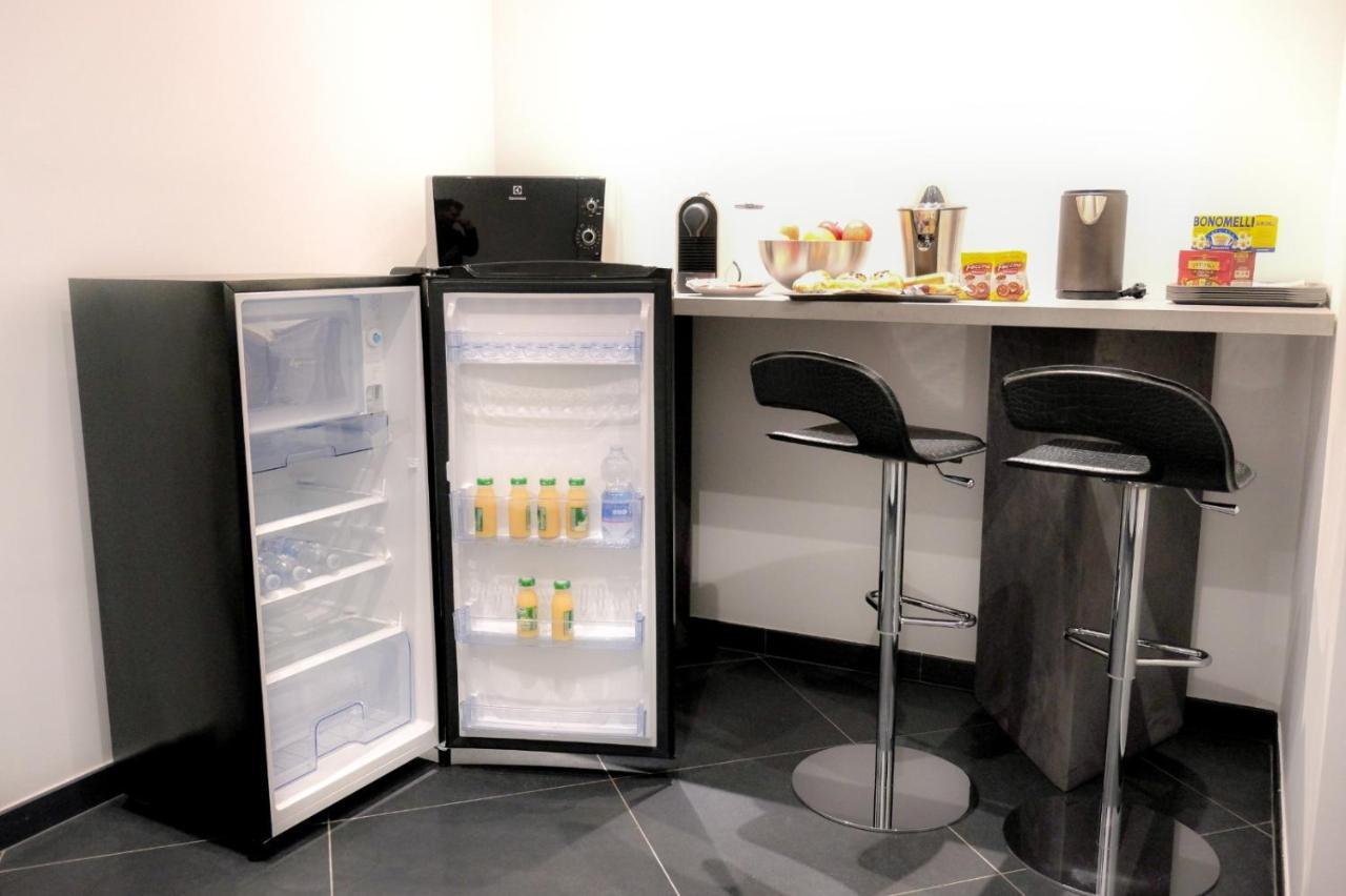 Airport Bari Deluxe Bed & Breakfast エクステリア 写真