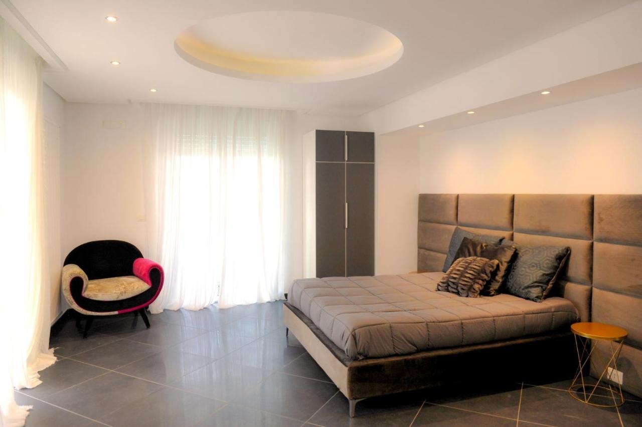 Airport Bari Deluxe Bed & Breakfast エクステリア 写真