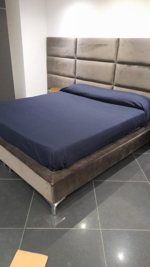 Airport Bari Deluxe Bed & Breakfast エクステリア 写真