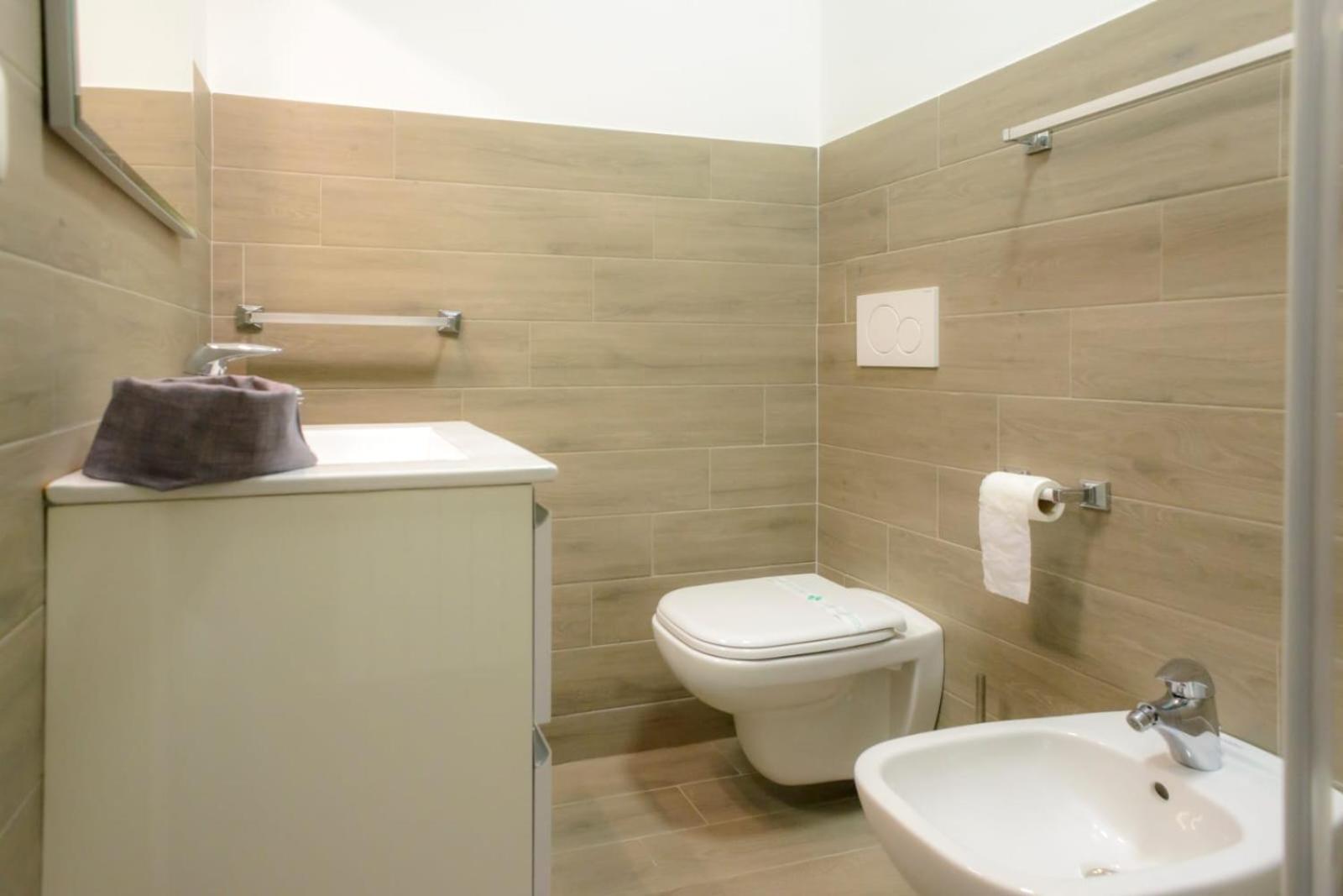 Airport Bari Deluxe Bed & Breakfast エクステリア 写真
